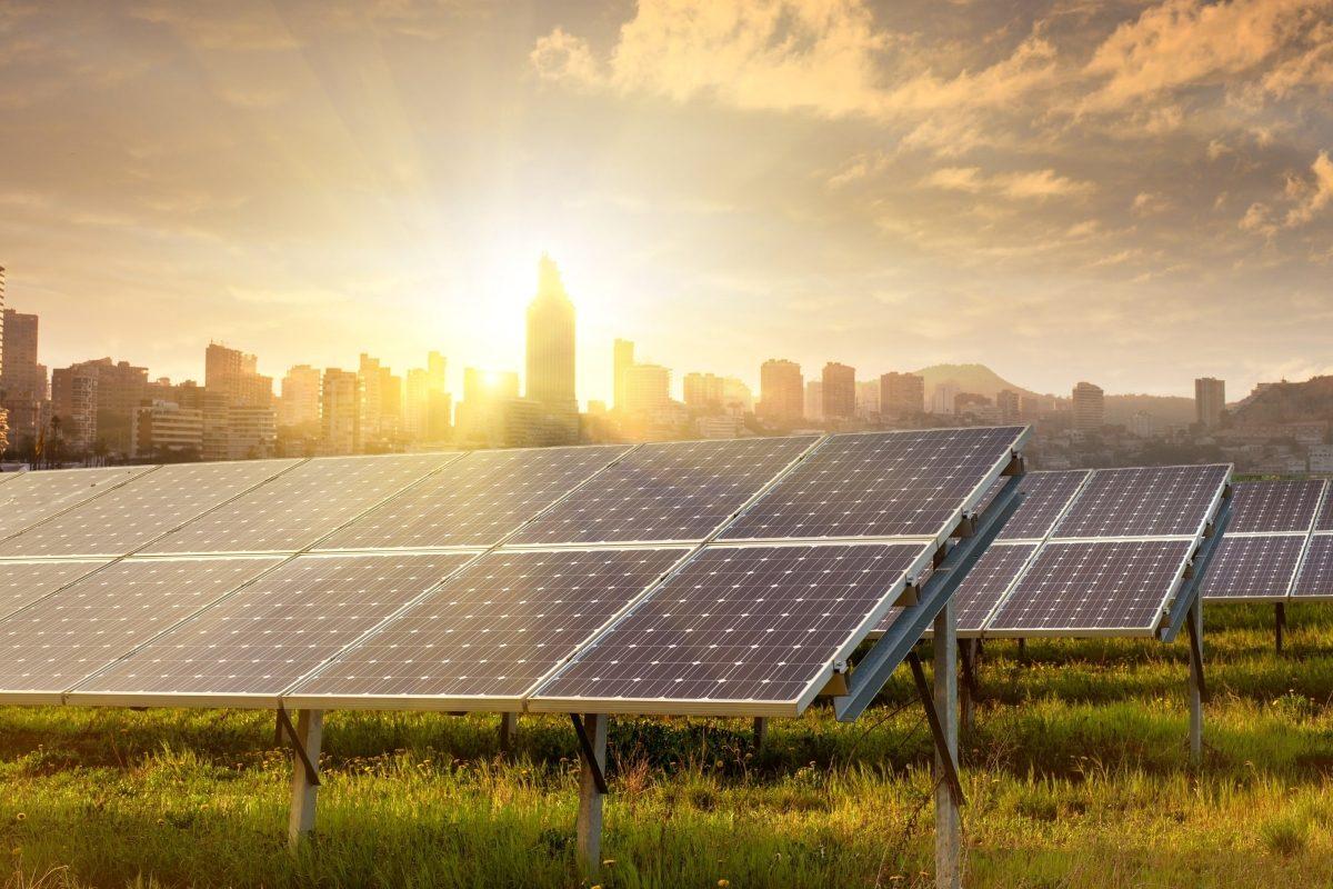 How Many Volts Does a Solar Panel Produce