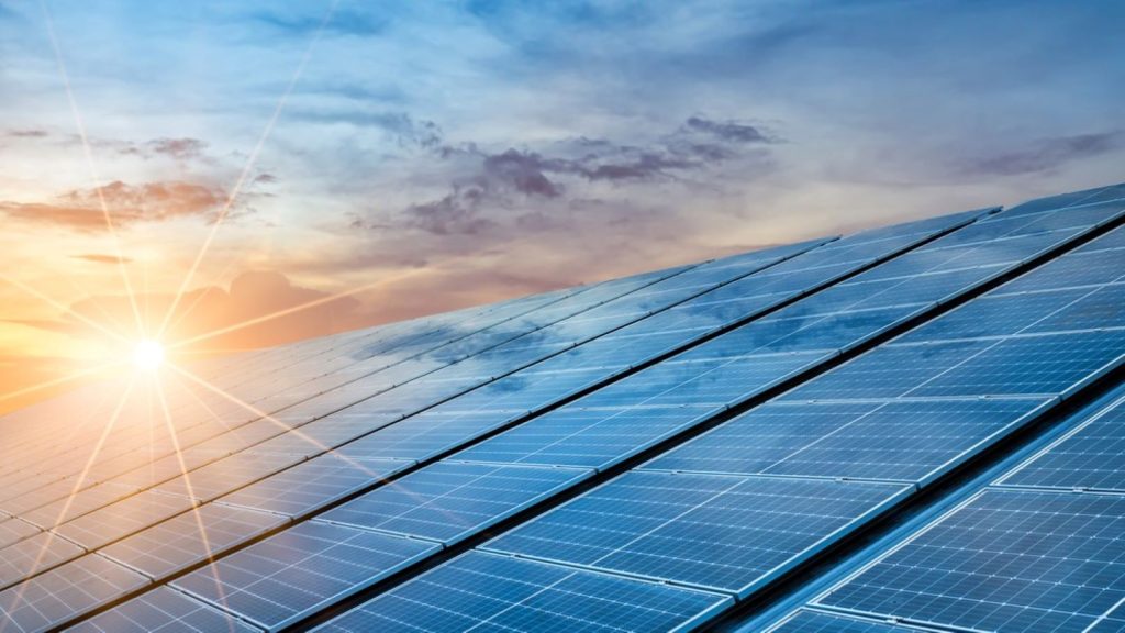 What Is the Average Size of a Solar Panel? Quick Guide