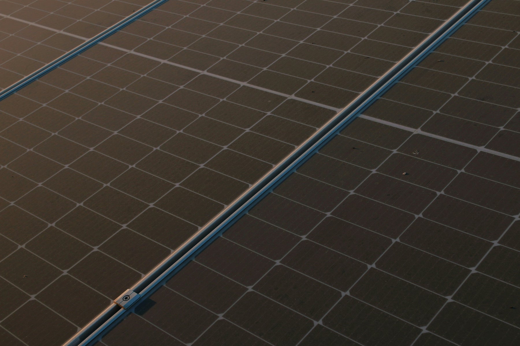 What is Parallel Connection in Solar? The Quick Guide