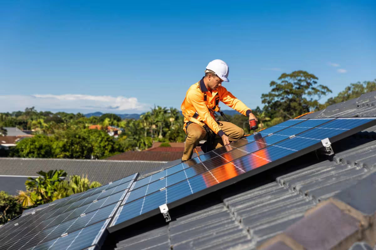 What is the Maintenance Cost of JA Solar Panels? Guide