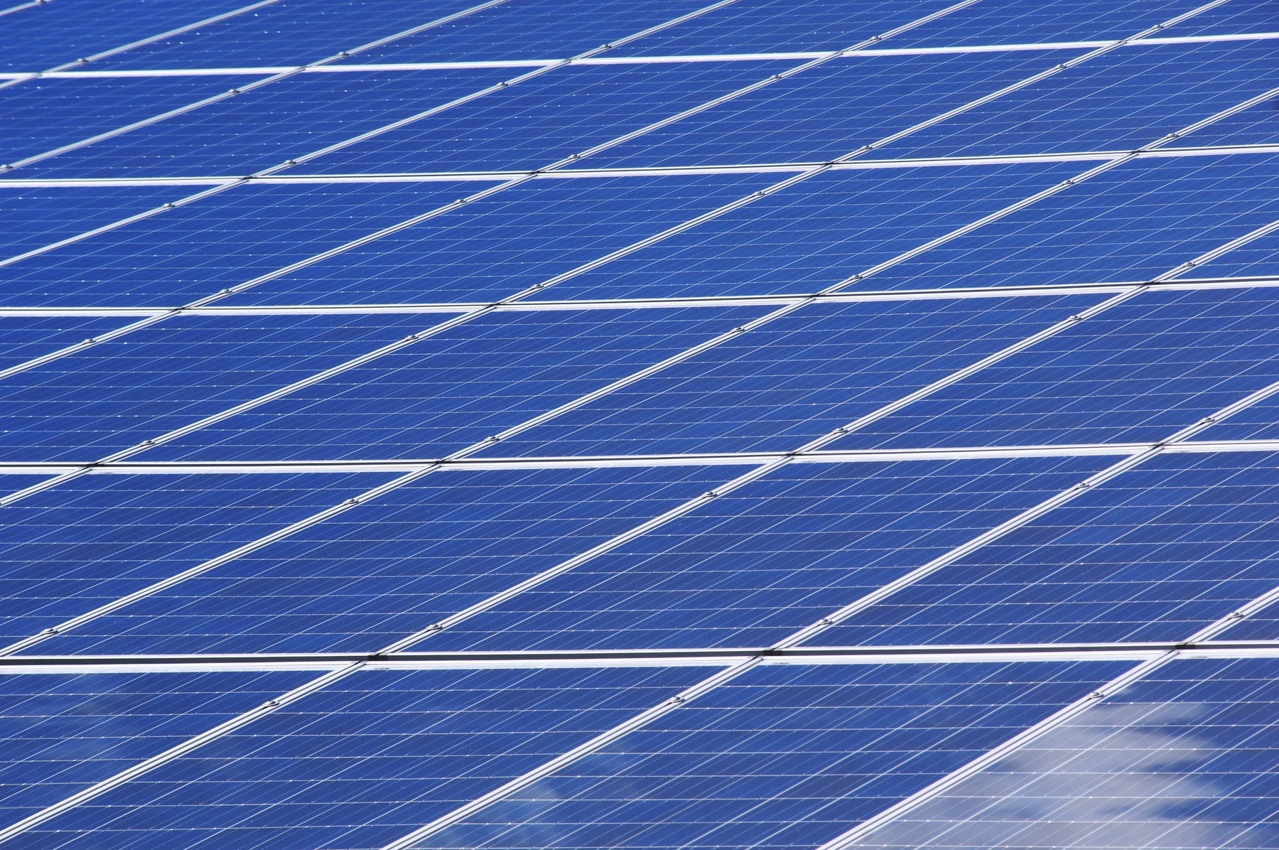 How Many Solar Panels to Run a Mini Split – Easy Guide