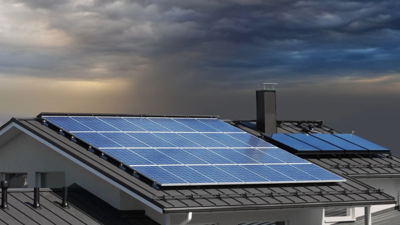 How Long Do Solar Panels Last Without Sunlight