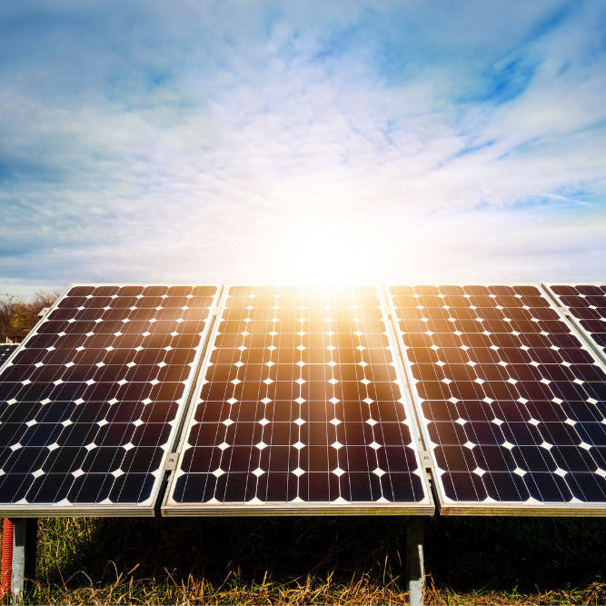 How Many Amps Does a Solar Panel Produce? Power Output Guide
